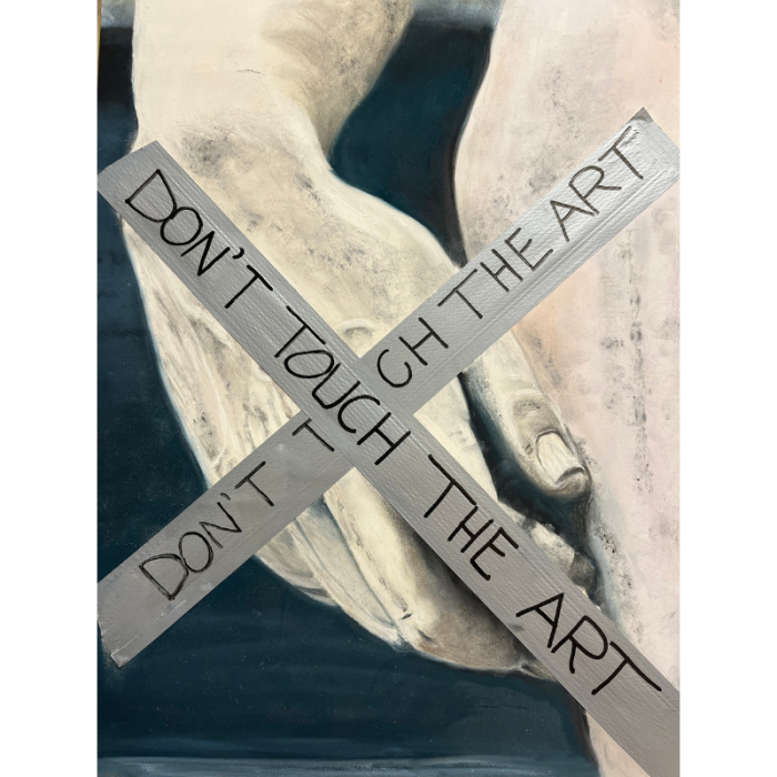 Don't touch the Art