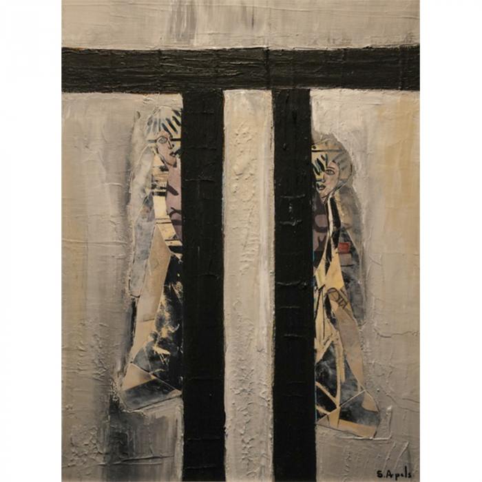 Woman in between 6