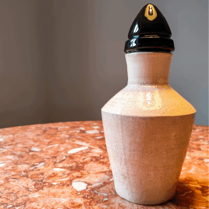 Un piccolo plug per un grande vaso